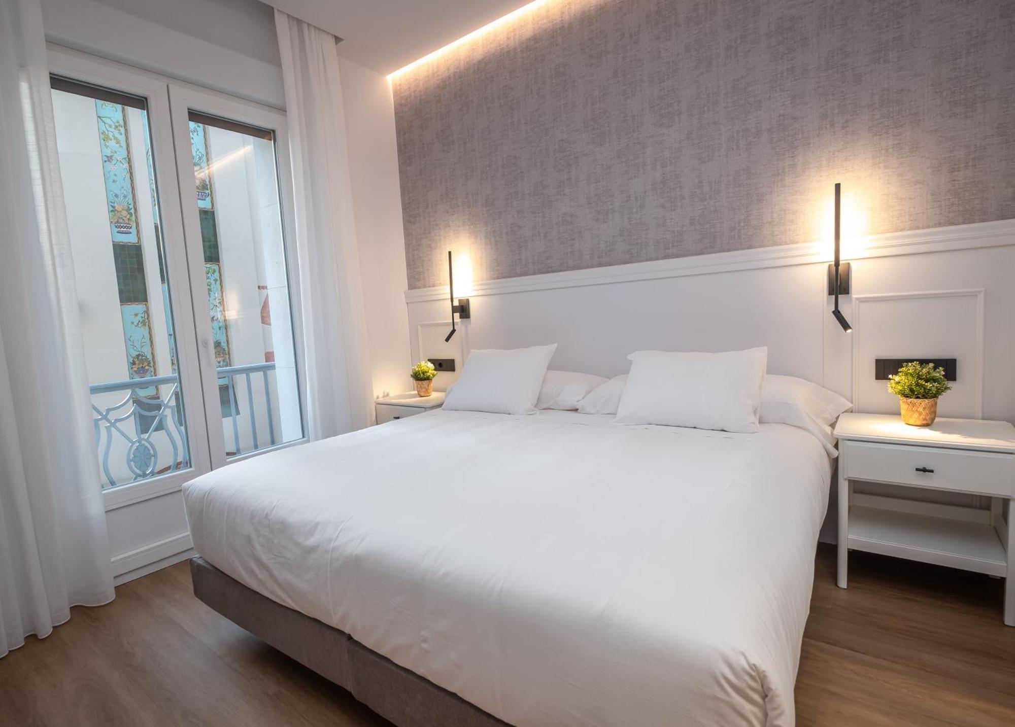 Principe De Vergara Rooms Lujo En El Centro De Logroño Kültér fotó